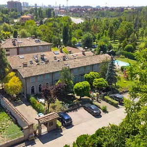 Antico Borgo Aparthotel Modena
