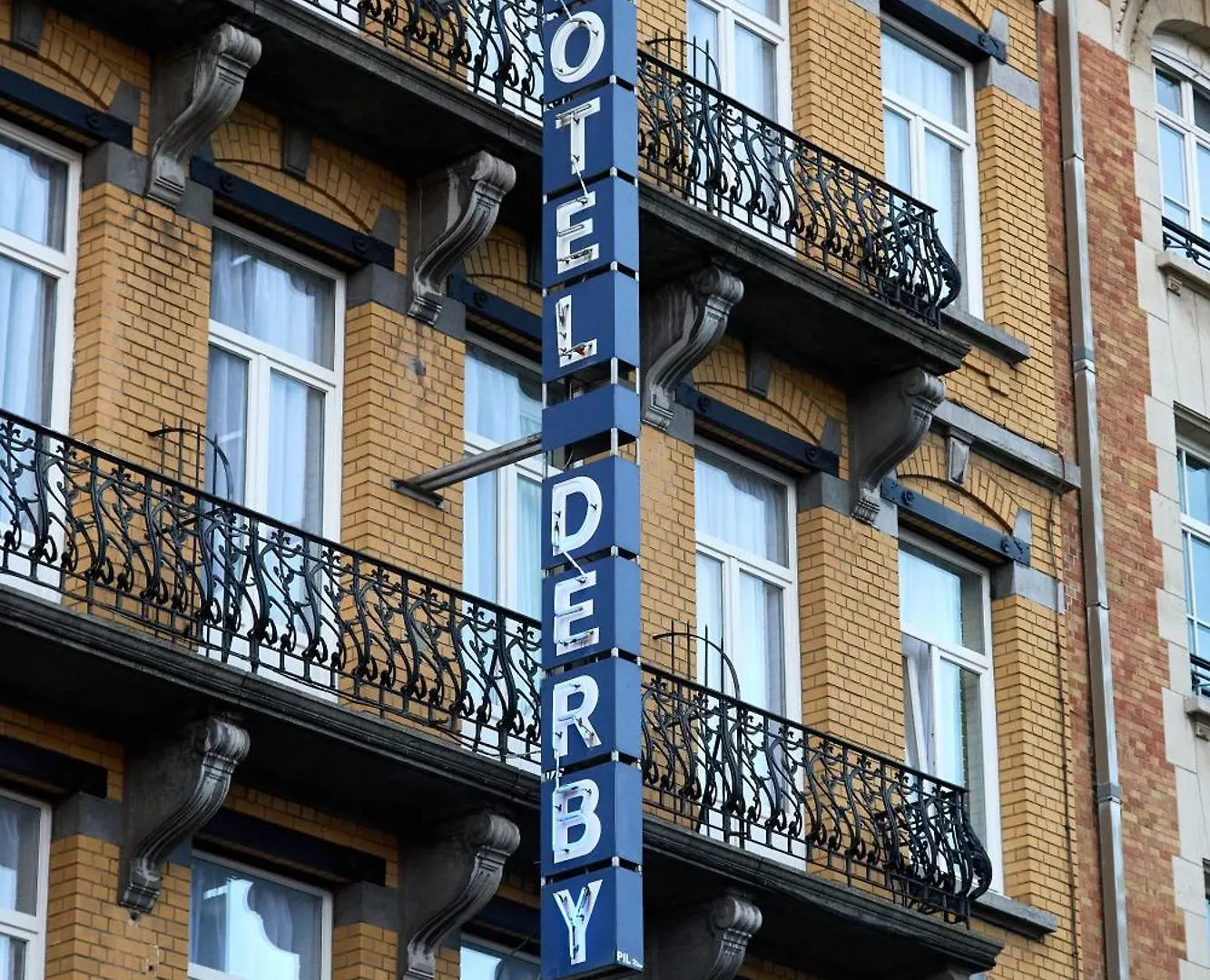 Woluwe-Saint-Lambert Hotel Derby Merode 2*, בריסל בלגיה