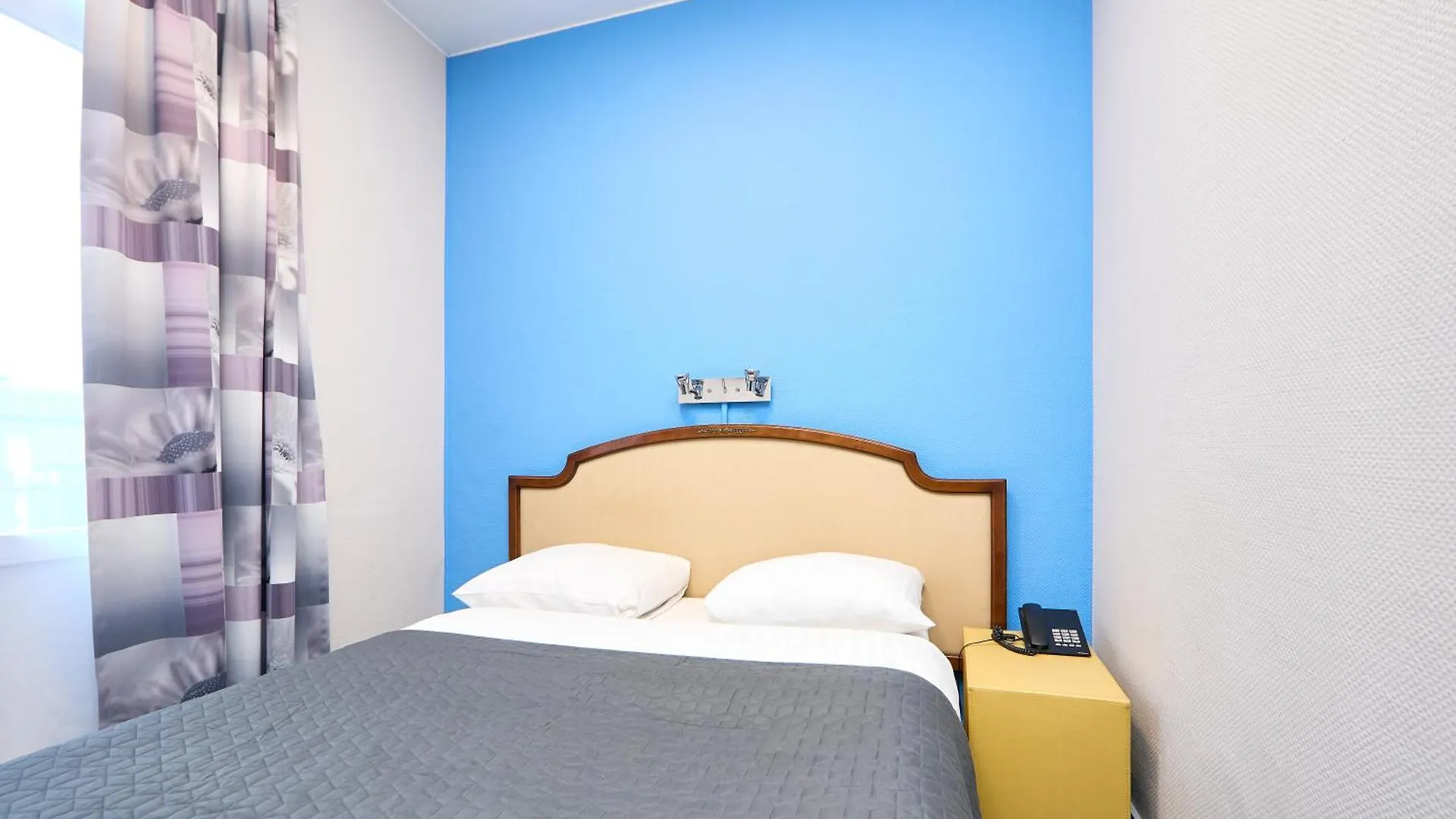 **  Woluwe-Saint-Lambert Hotel Derby Merode בלגיה